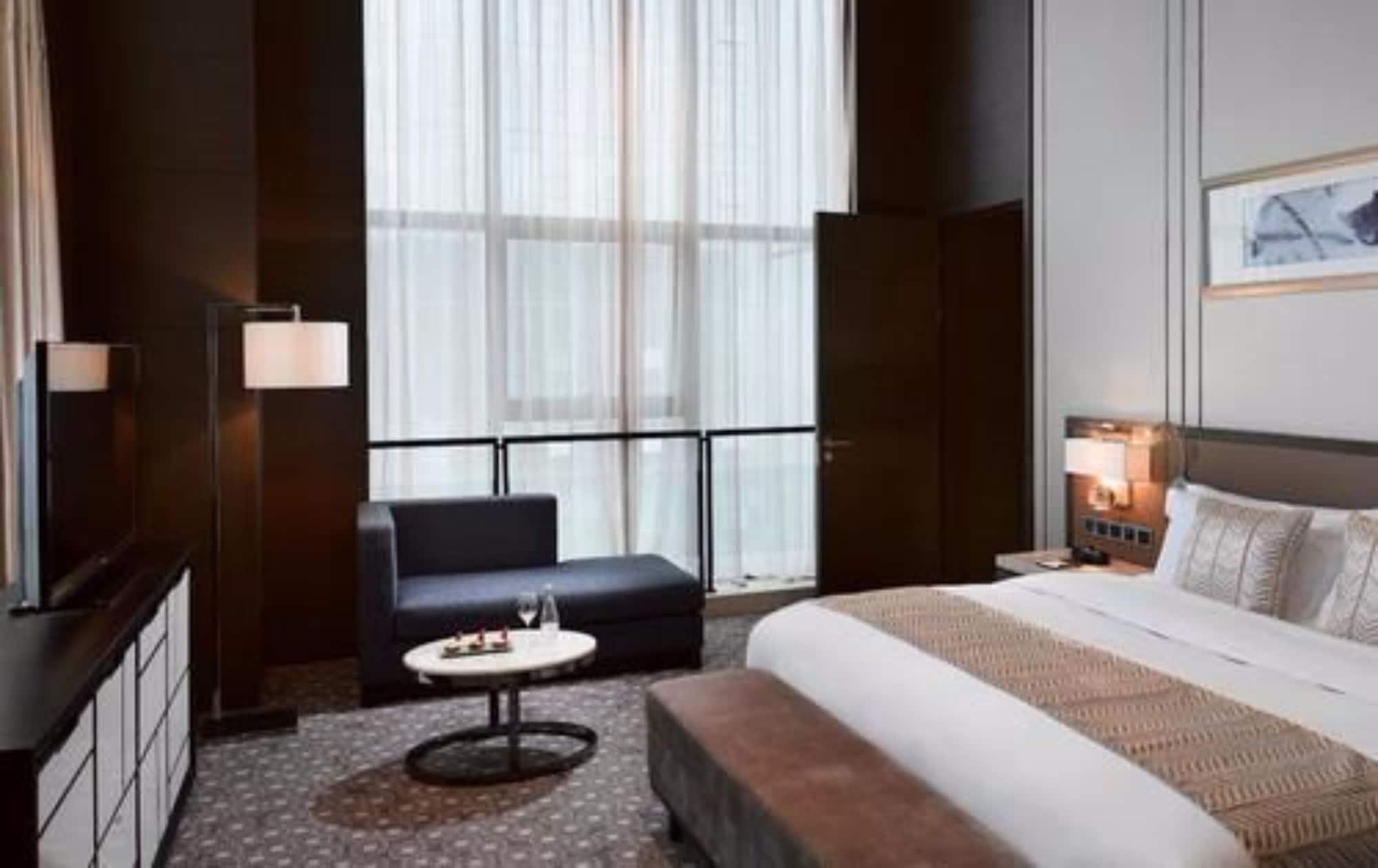 Hotel Melia Jinan Esterno foto