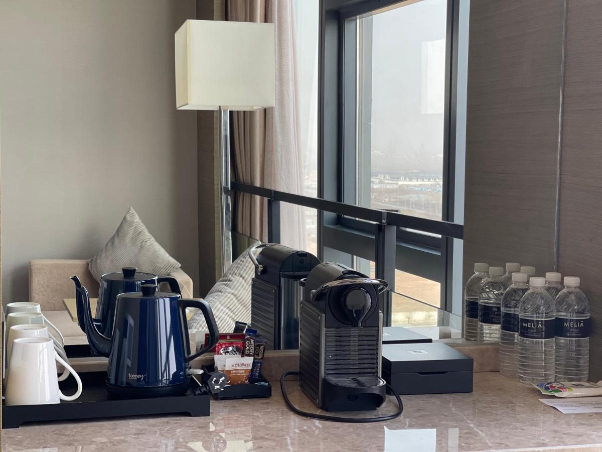 Hotel Melia Jinan Esterno foto